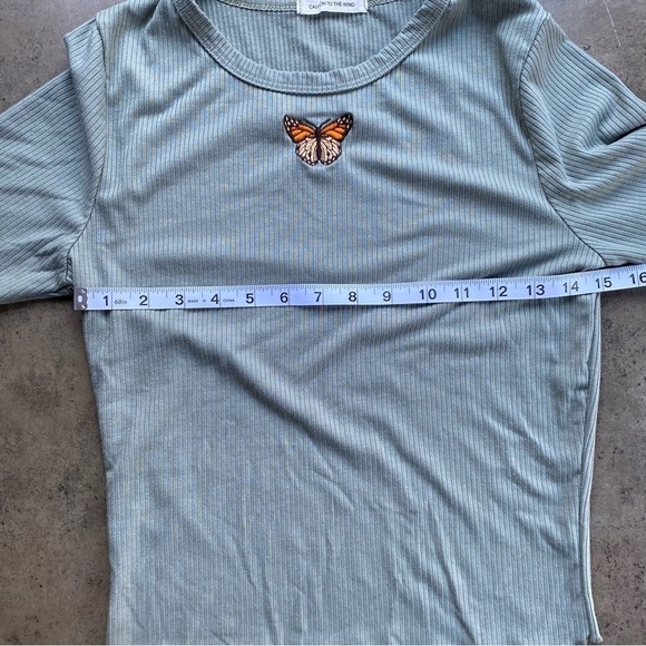 3 for $40 ✨ Embroidered Butterfly Long Sleeve Lettuce Hem Baby Tee - Picture 4 of 7